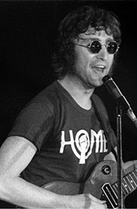 John Lennon Home Shirt Camiseta